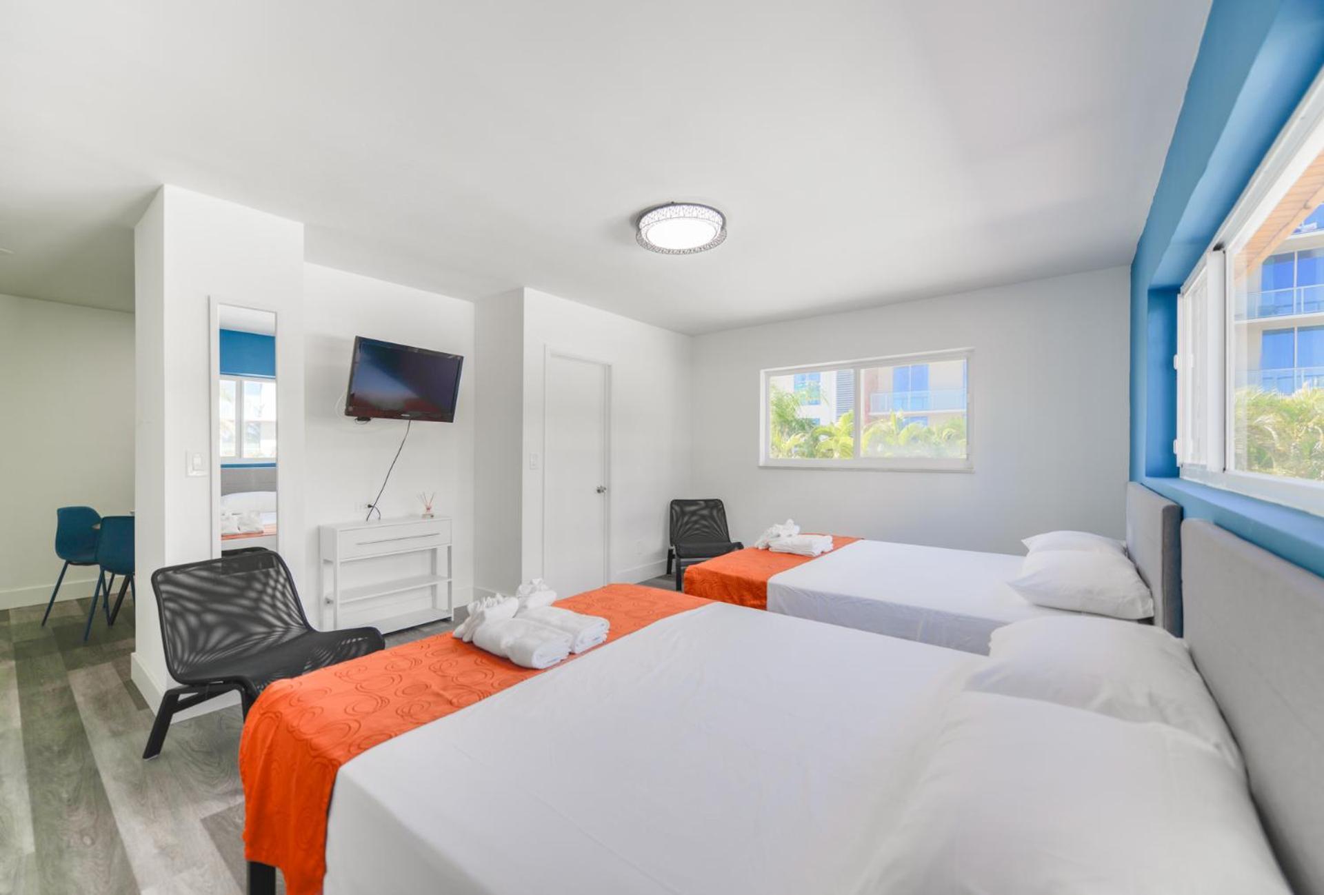 Radiant Unit With Parking And Pool - M26 Apartment Hollywood Luaran gambar