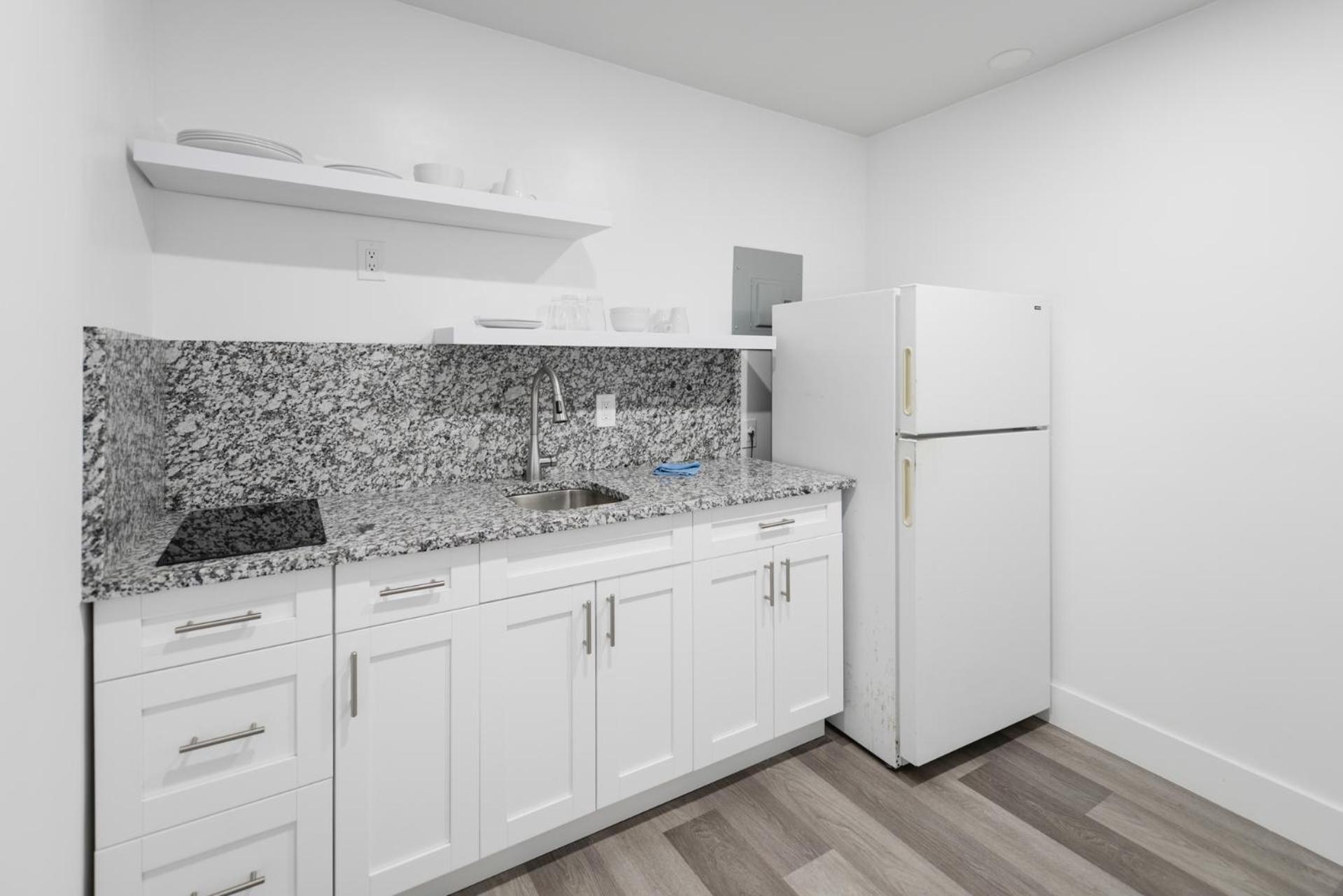 Radiant Unit With Parking And Pool - M26 Apartment Hollywood Luaran gambar